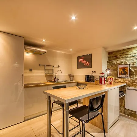 Movie Immersion Unique Et Atmosphere Cosy Assuree - Wifi Inclus Appartement