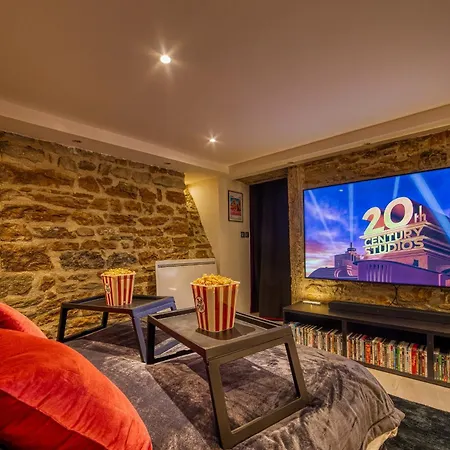 Appartement Movie Immersion Unique Et Atmosphere Cosy Assuree - Wifi Inclus Lyon